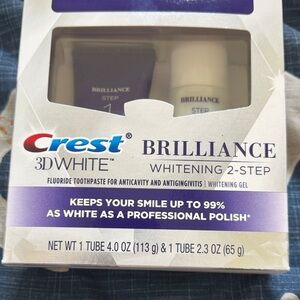 Crest 3D White Brilliance Whitening 2-Step Kit - Blue and White